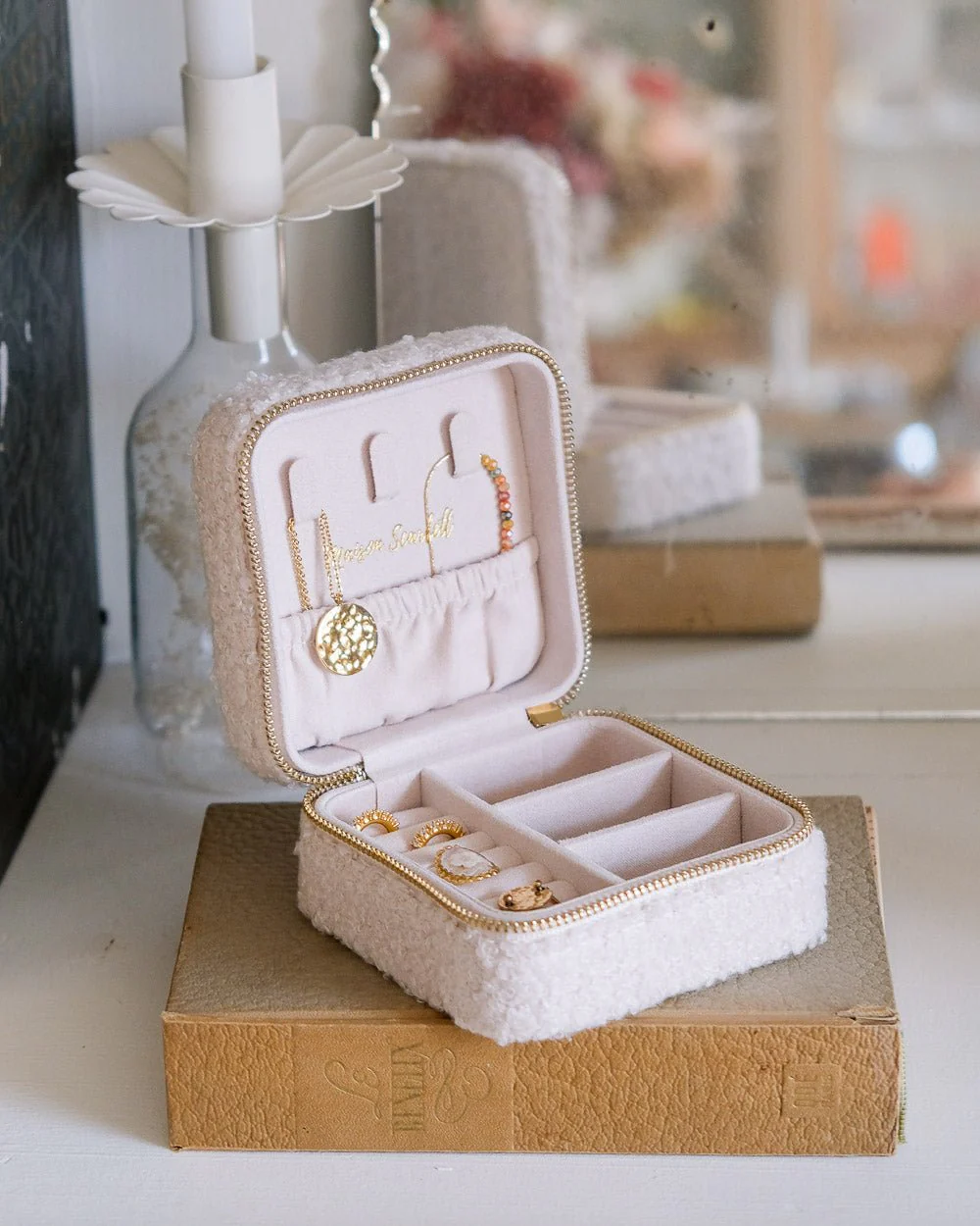 Miniature 1