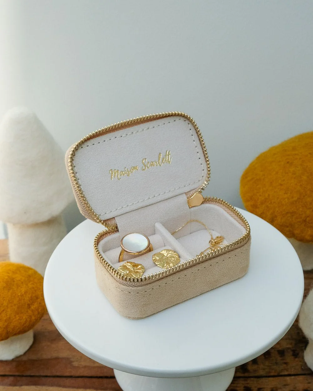 Mini boîte à bijoux de voyage Marie en velours - Image 13